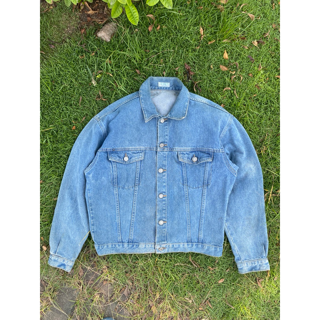 Jaket Guess second VINTAGE BOXY pria wanita crop bekas