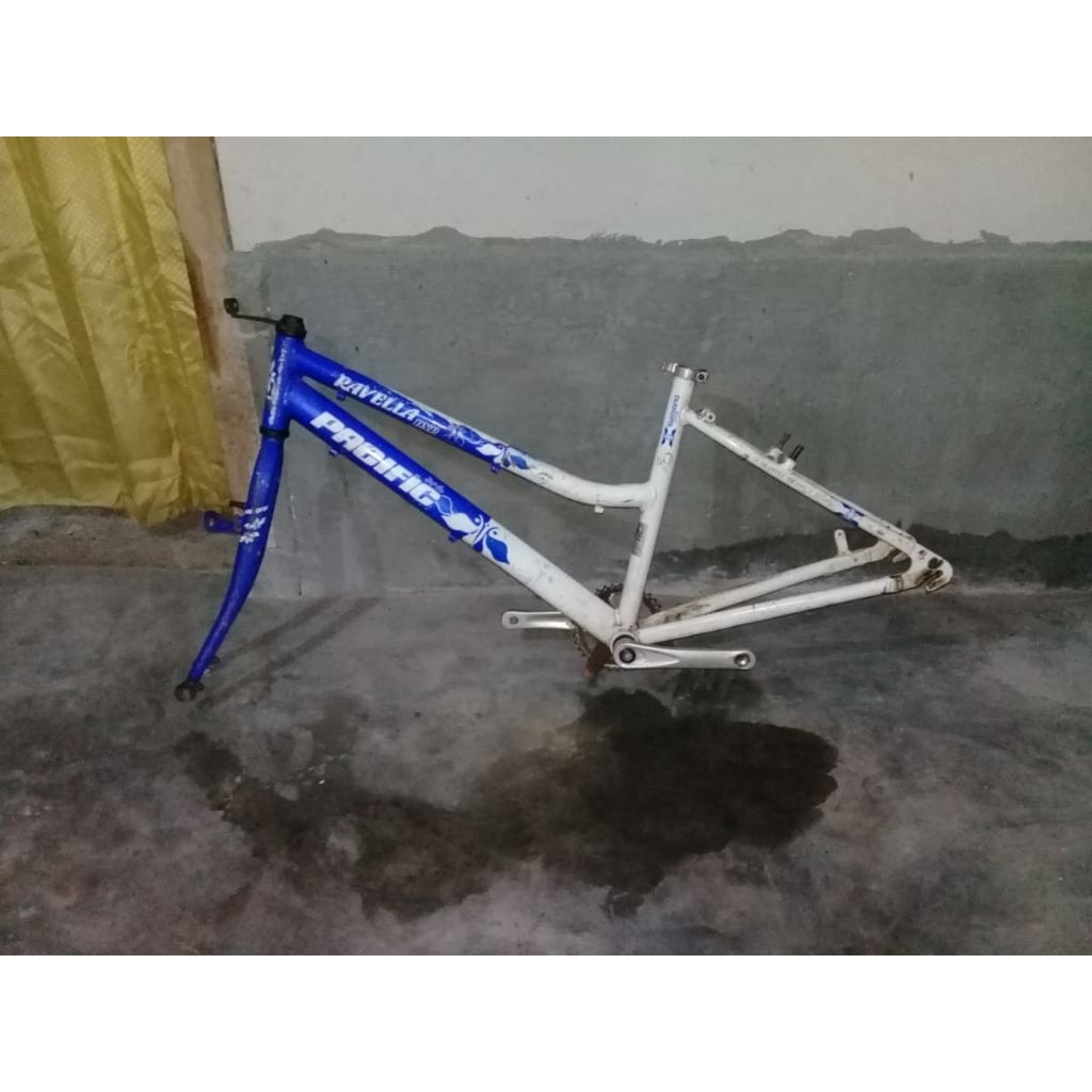 frame fork Pasifik ravella Alloy / frame commuter bike Alloy bekas