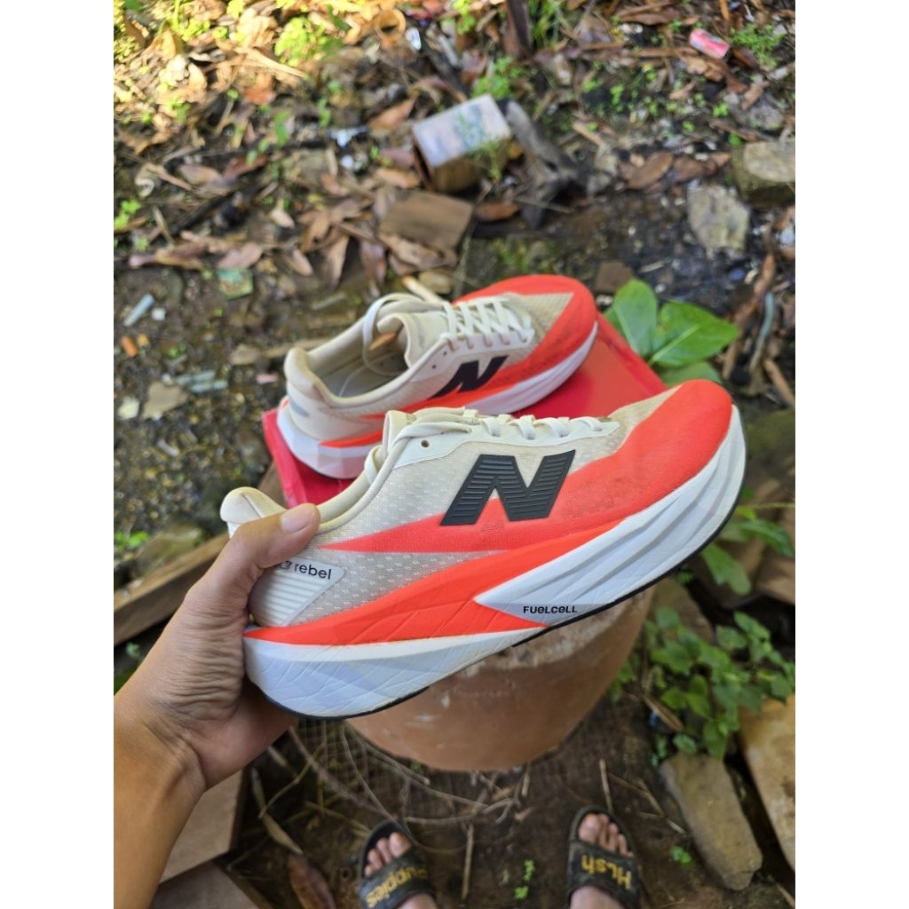 NB fuelcell Rebel V5