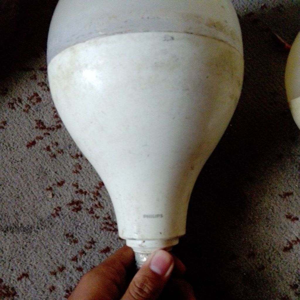 LAMPU LED OFF (MATI) PHILIPS 40 WATT