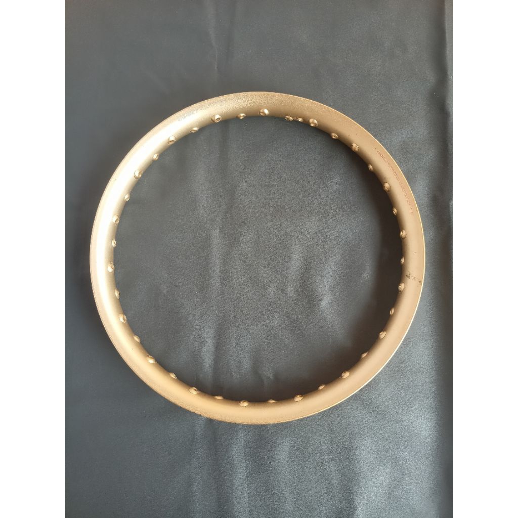 velg ring 17 COMET gold