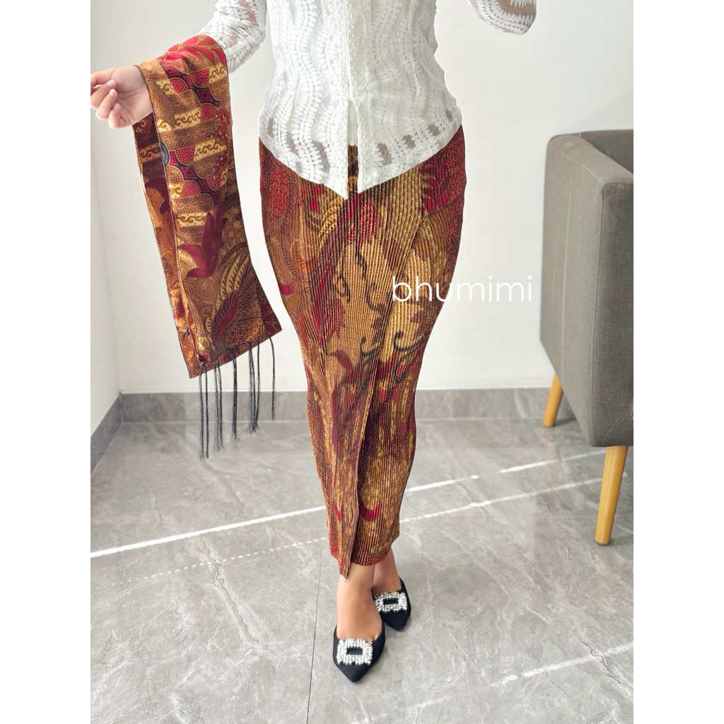 KAMEN SET PLISKET BATIK JADI