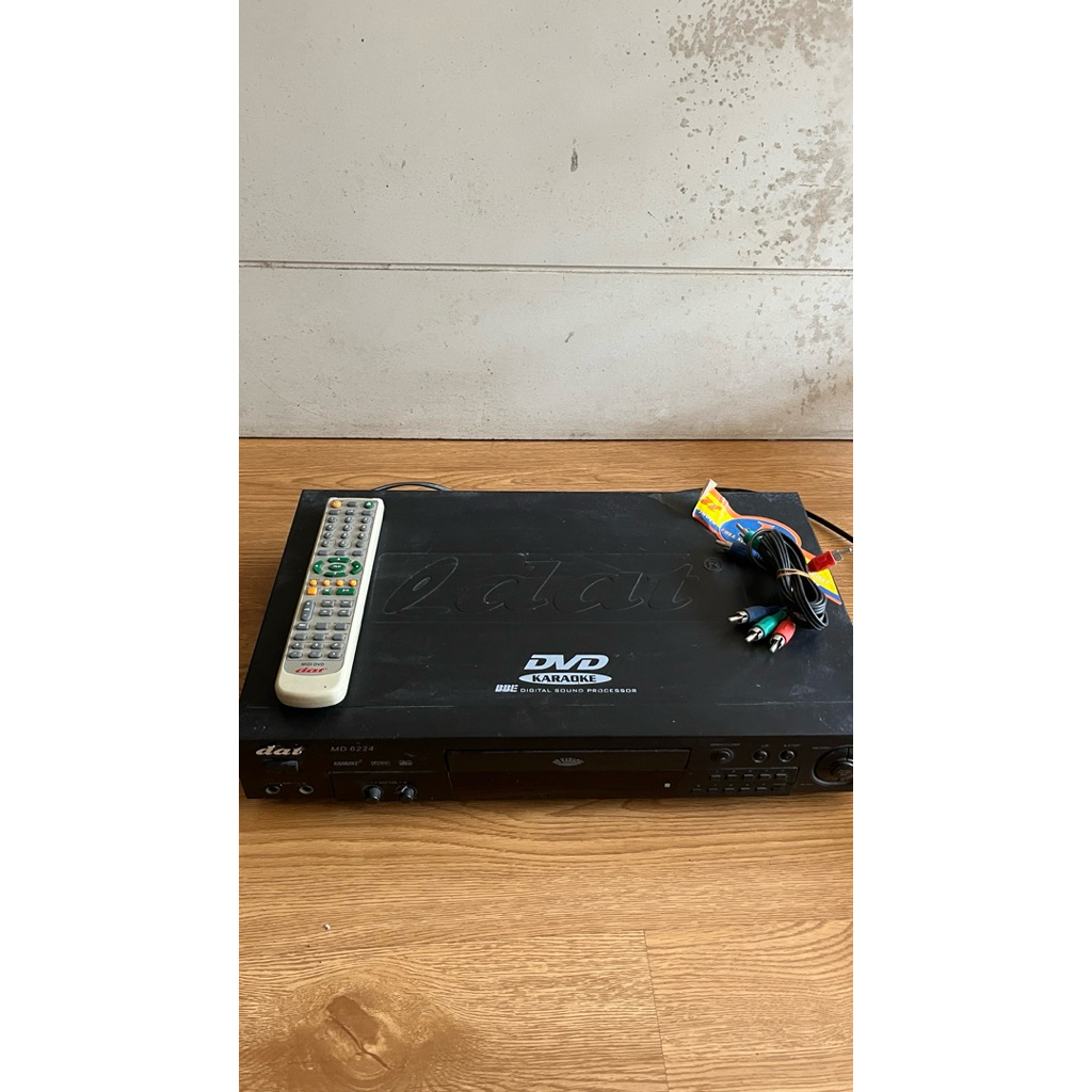 DAT DVD Player Karaoke MD 6224 VCD Mp3 USB