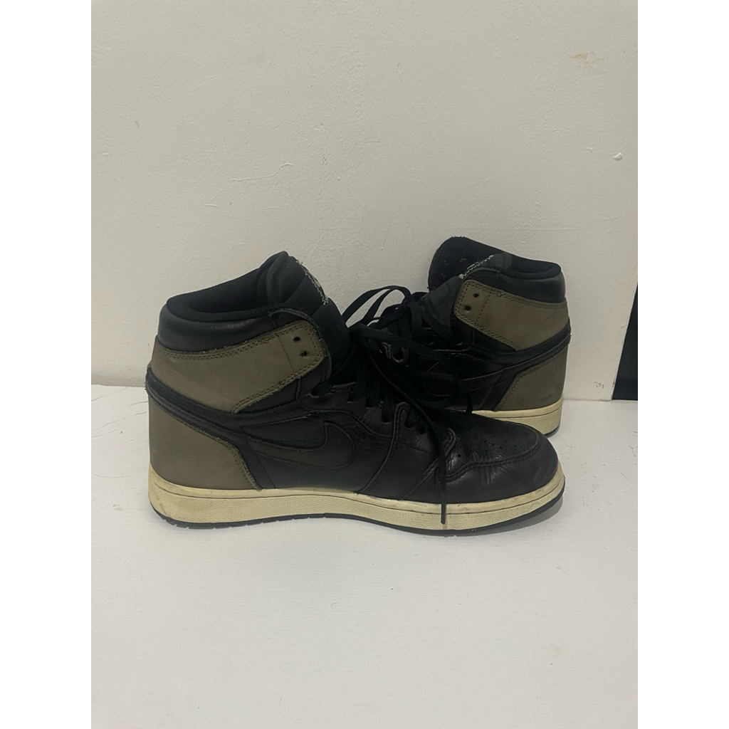Sepatu Second Air Jordan 1 Retro High OG 'Palomino'