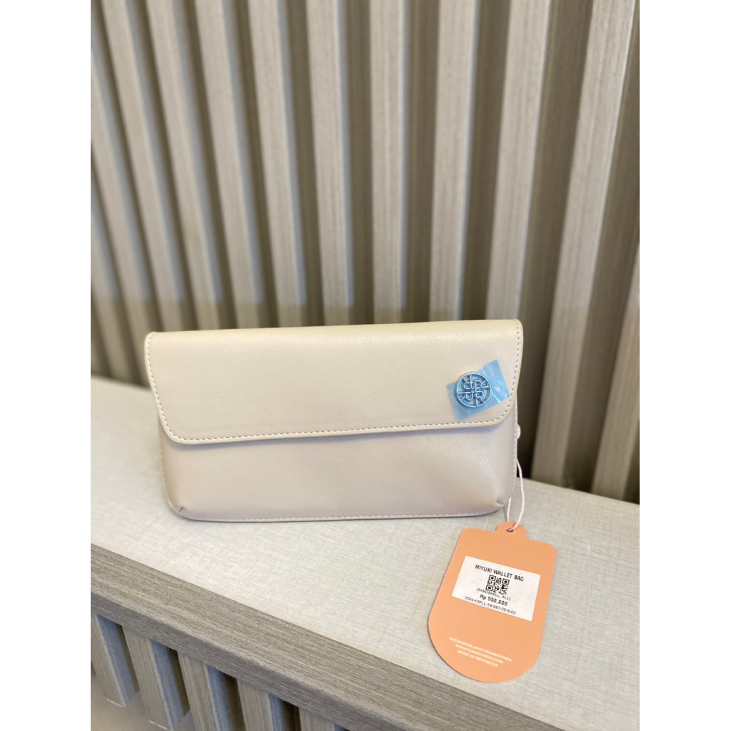 Miyuku wallet bag Ria Miranda