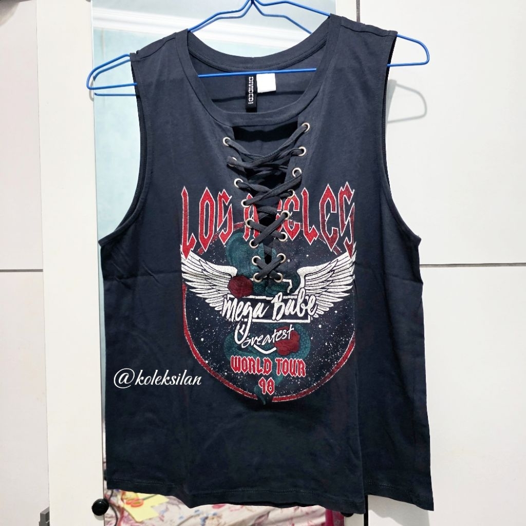 [PRELOVED] Kaos DIVIDED H&M
