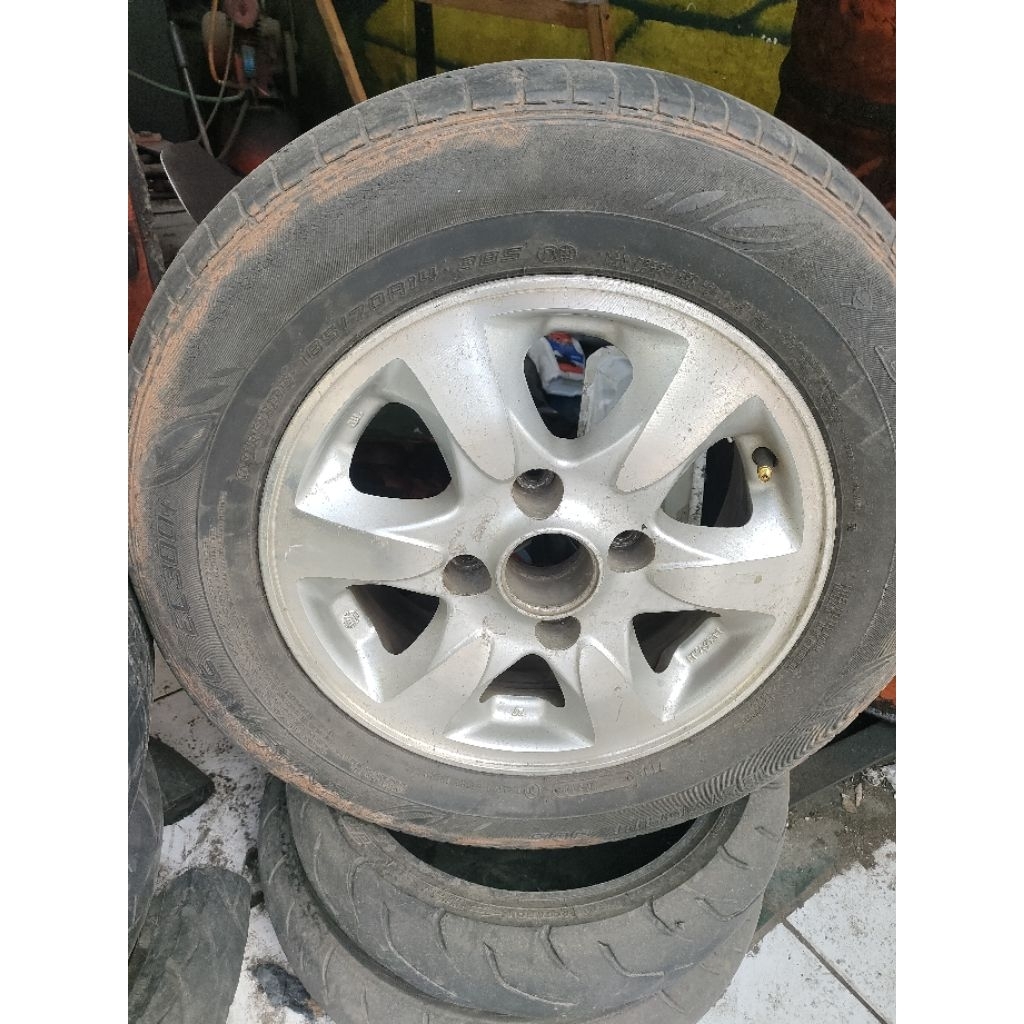 Velg R14 kijang lgx lsx pcd 4 x 114 (1velg+ban)