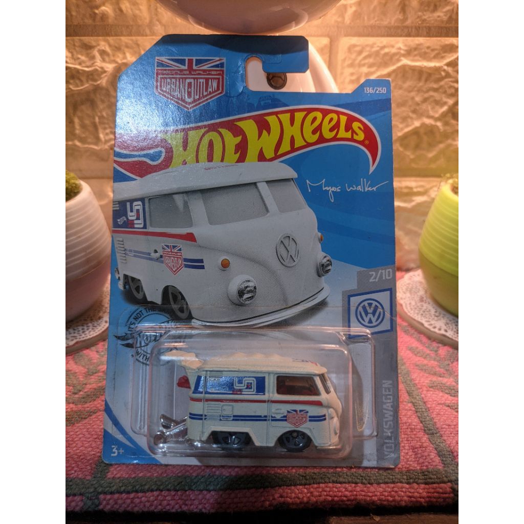 HOT WHEELS COOL COMBI