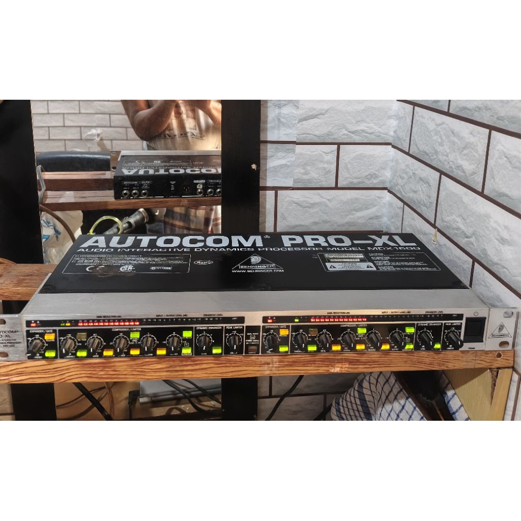Audio Mixer Behringer AUTOCOM PRO-XL MDX1600
