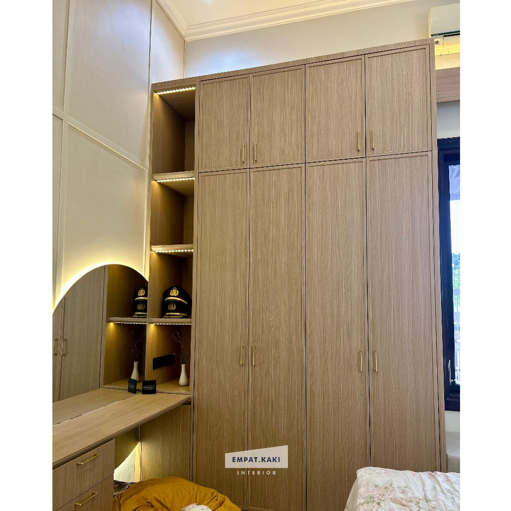 Wardrobe Custom Minimalis Modern