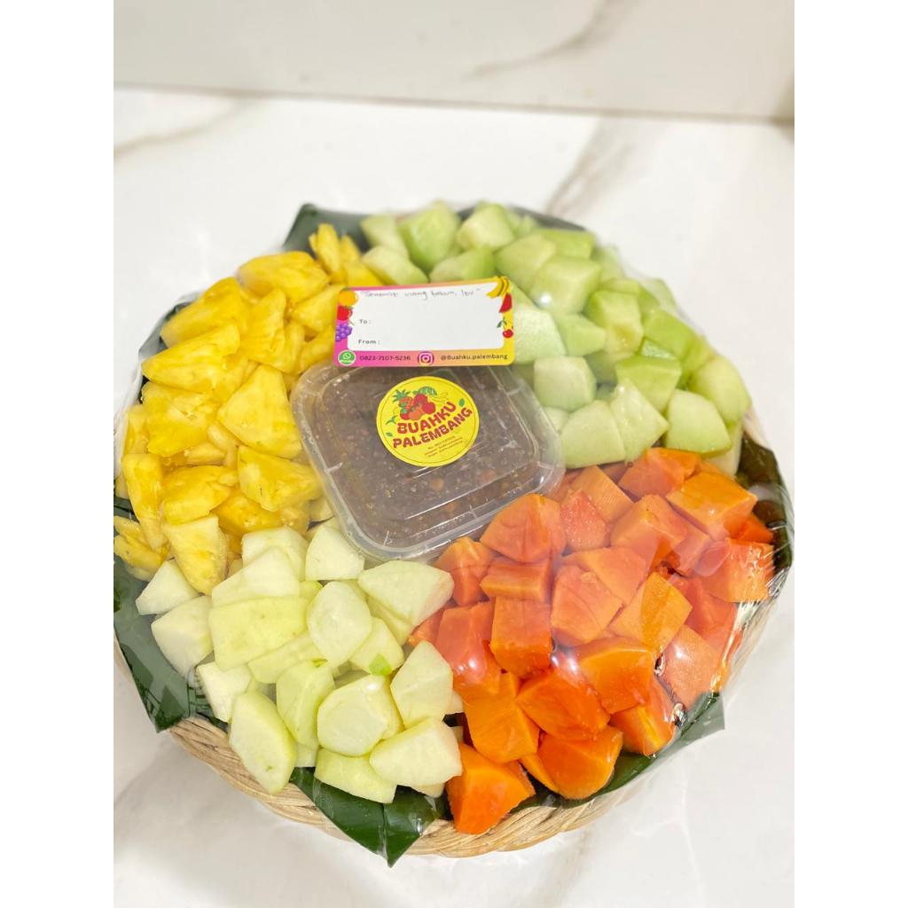 tumpeng rujak buah