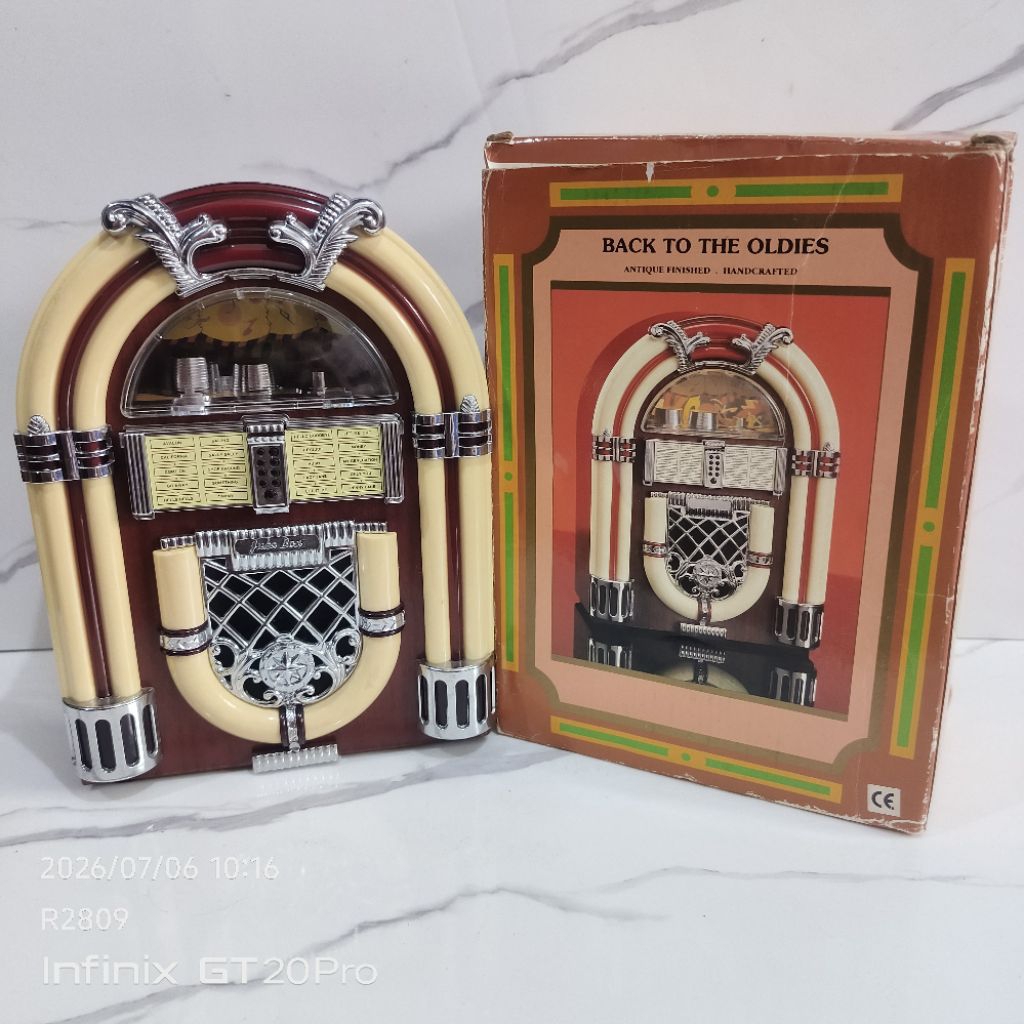 Mini Jukebox AM FM Radio 1940s Replica