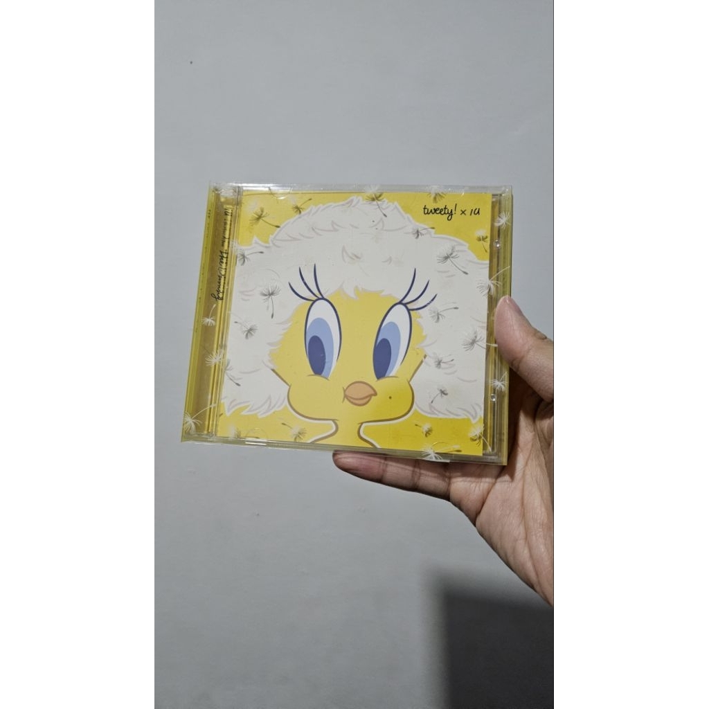IU - 6th Mini Album 'The Winning' Album Packaging - Special ver. (Tweety x IU)