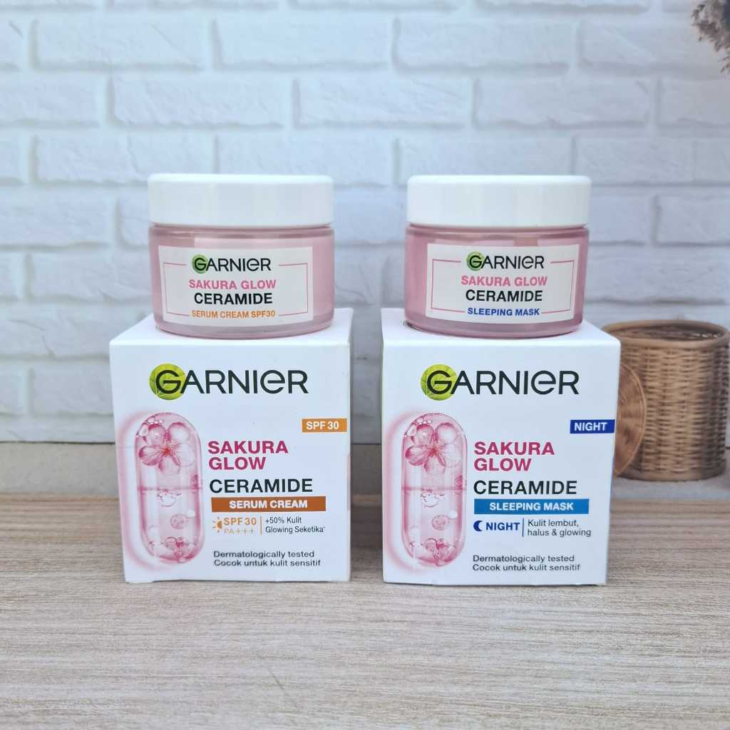 GARNIER Sakura Glow Ceramide Skin Barrier Simple Set Day Cream & Night Cream 50 ml Krim Siang & Krim
