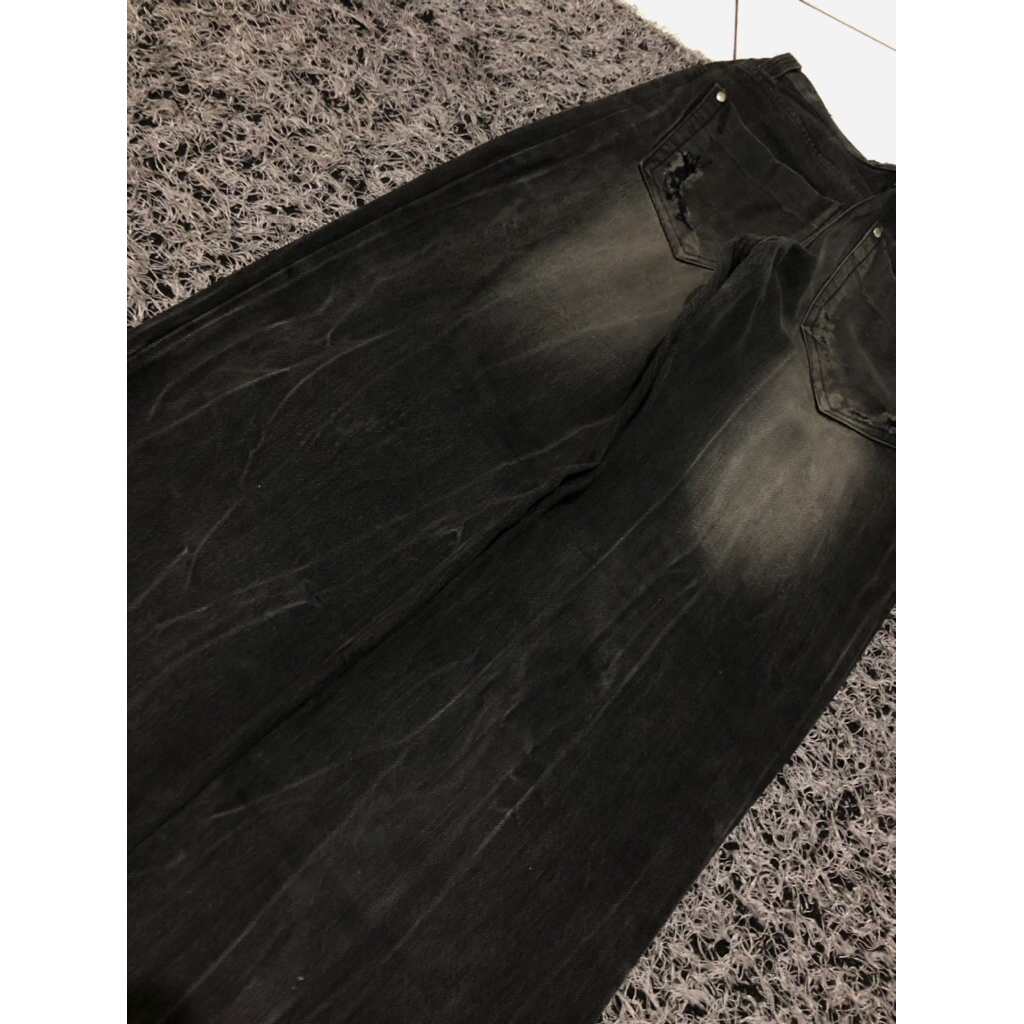 jeans fading