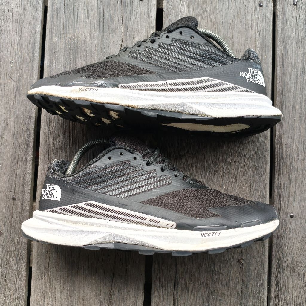 Sepatu outdoor the north face (Second)