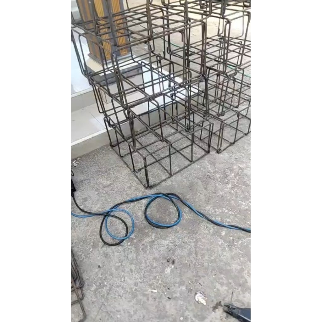 Pondasi cakar ayam bangunan 60×30 besi 10mm full