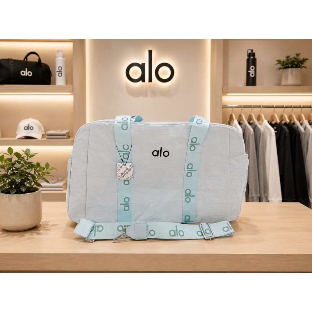 Newww Ready stock travel bag Alo Yoga Original