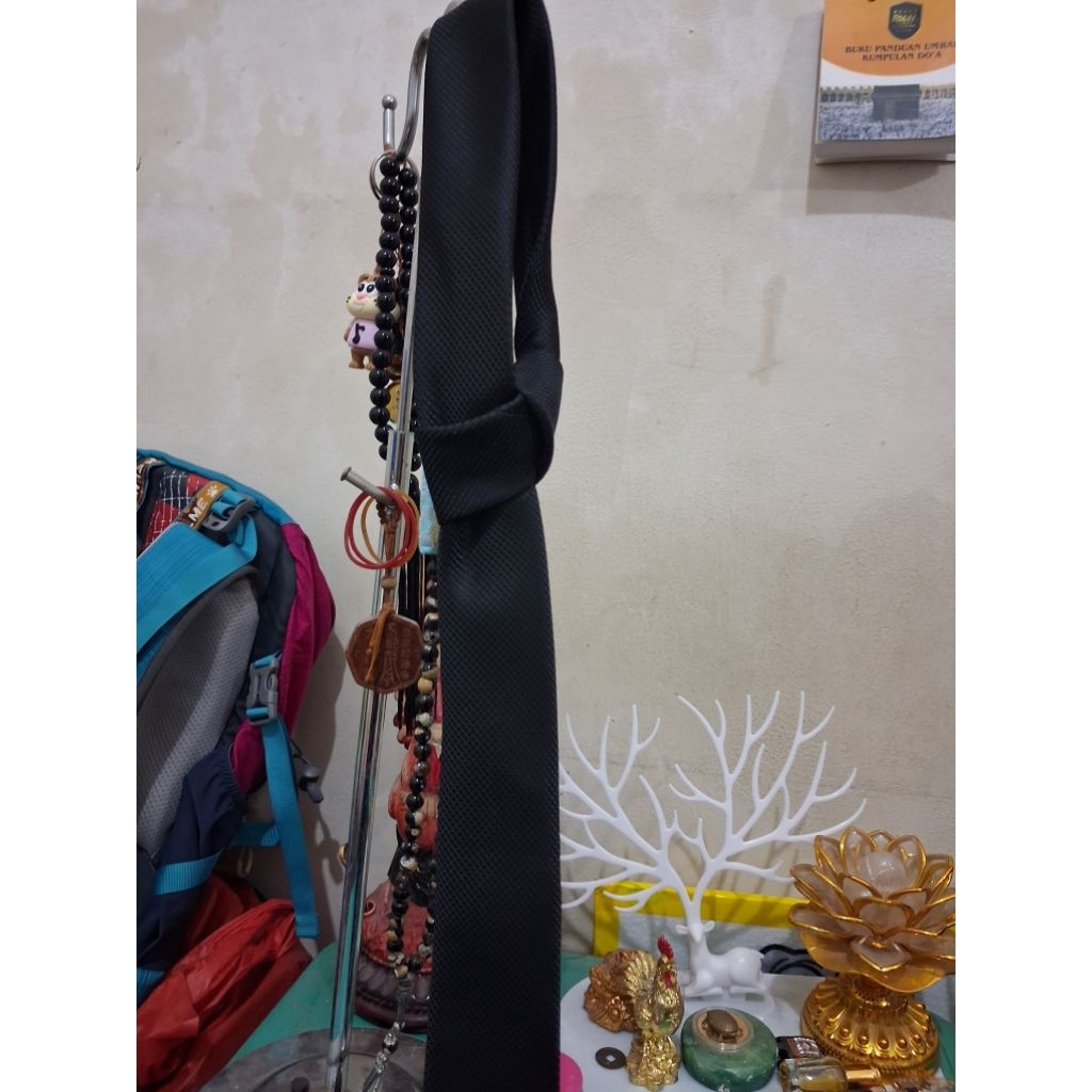 Dasi kerja brandedLawell warna hitam
Limited edition
Barang terawat
Pemakaian pribadi