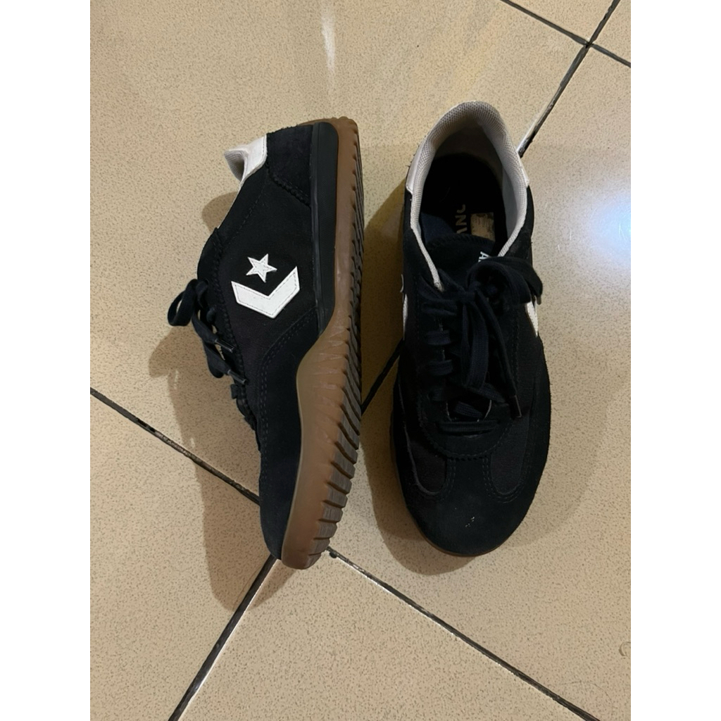 converse runstar trainer