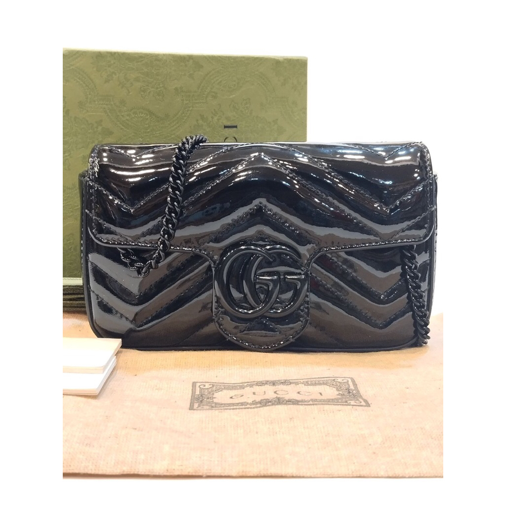 (PRELOVED) Gucci GG Marmont Super Mini Flap Bag Patent Leather All Black