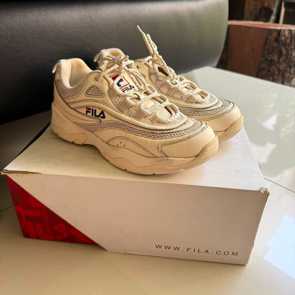 [PRELOVED] FILA Fusion Vintage Running Shoes Woman - Size 37.5