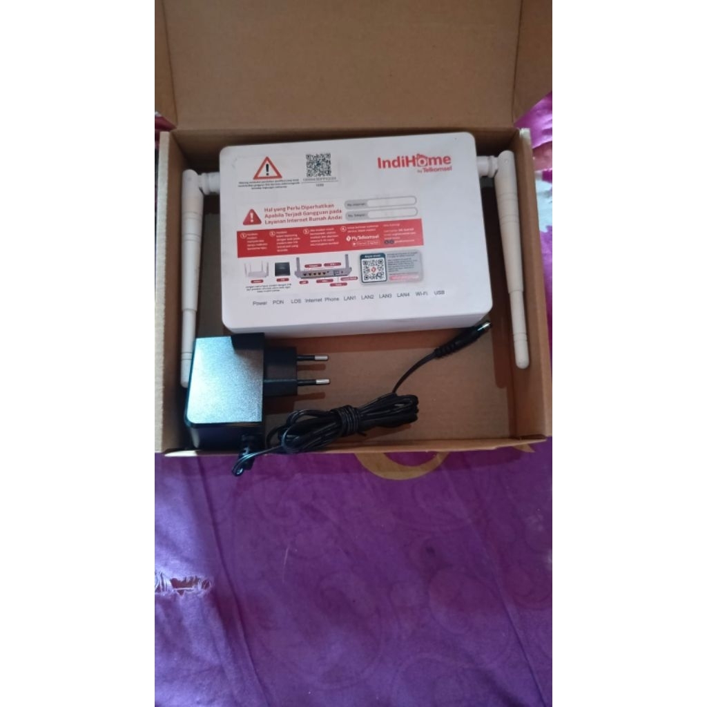 Modem Wifi Indihome (F672Y) Port Biru