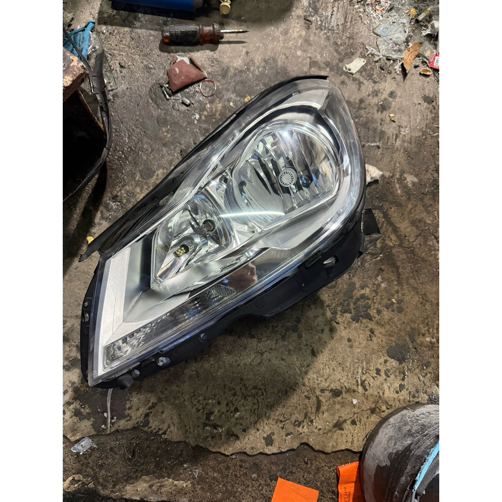 headlamp mercy w204 facelift 2012