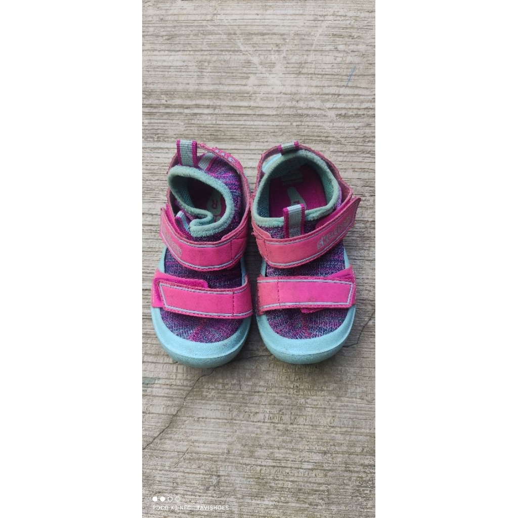 sepatu anak second skechers no 24
