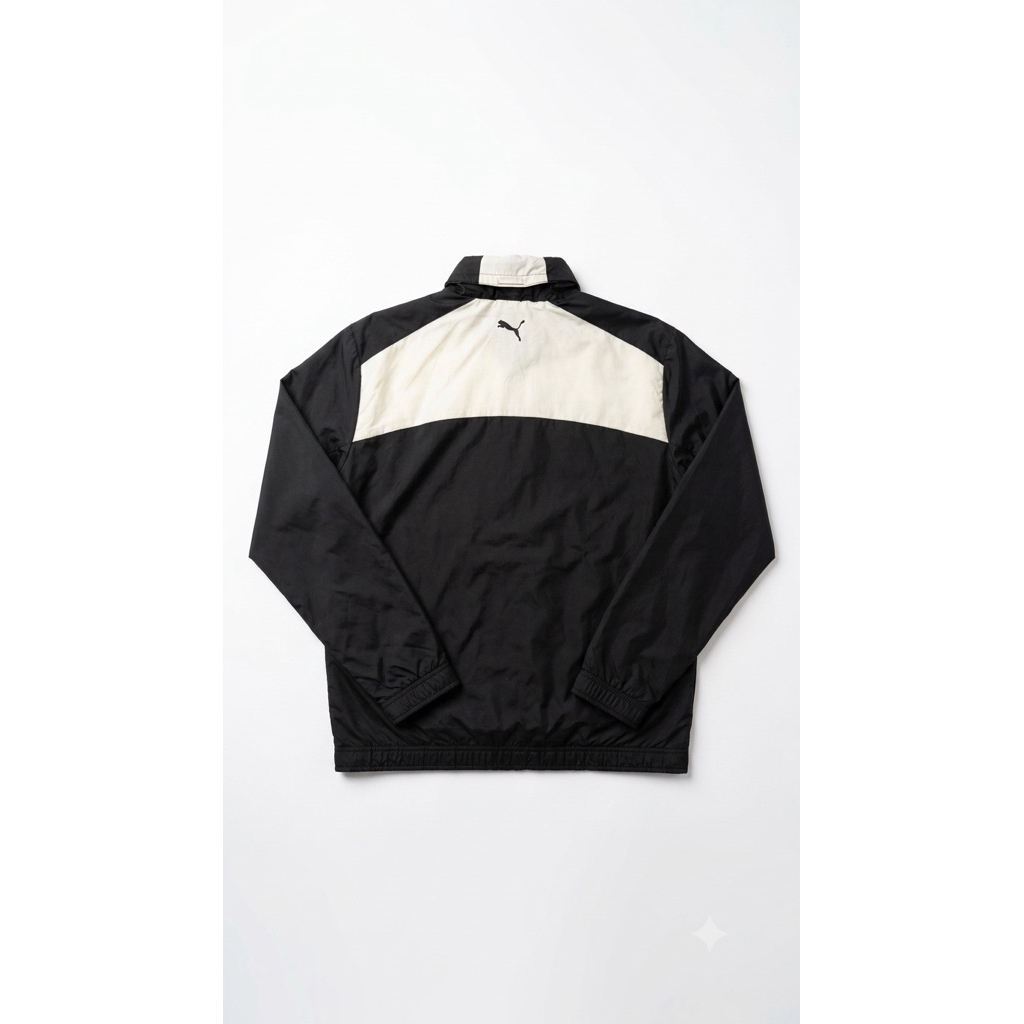 Jaket Tracktop Puma Preloved Size XL⁠  ⁠Puma Jacket Original - Secondhand Size XL⁠.
