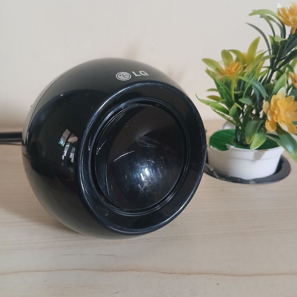 Speaker satelit home theater LG pasif