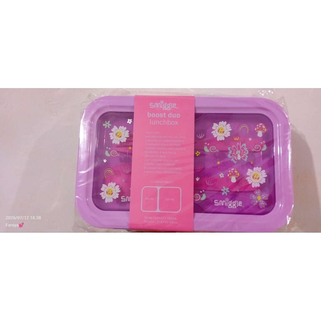 Lunch box smiggle