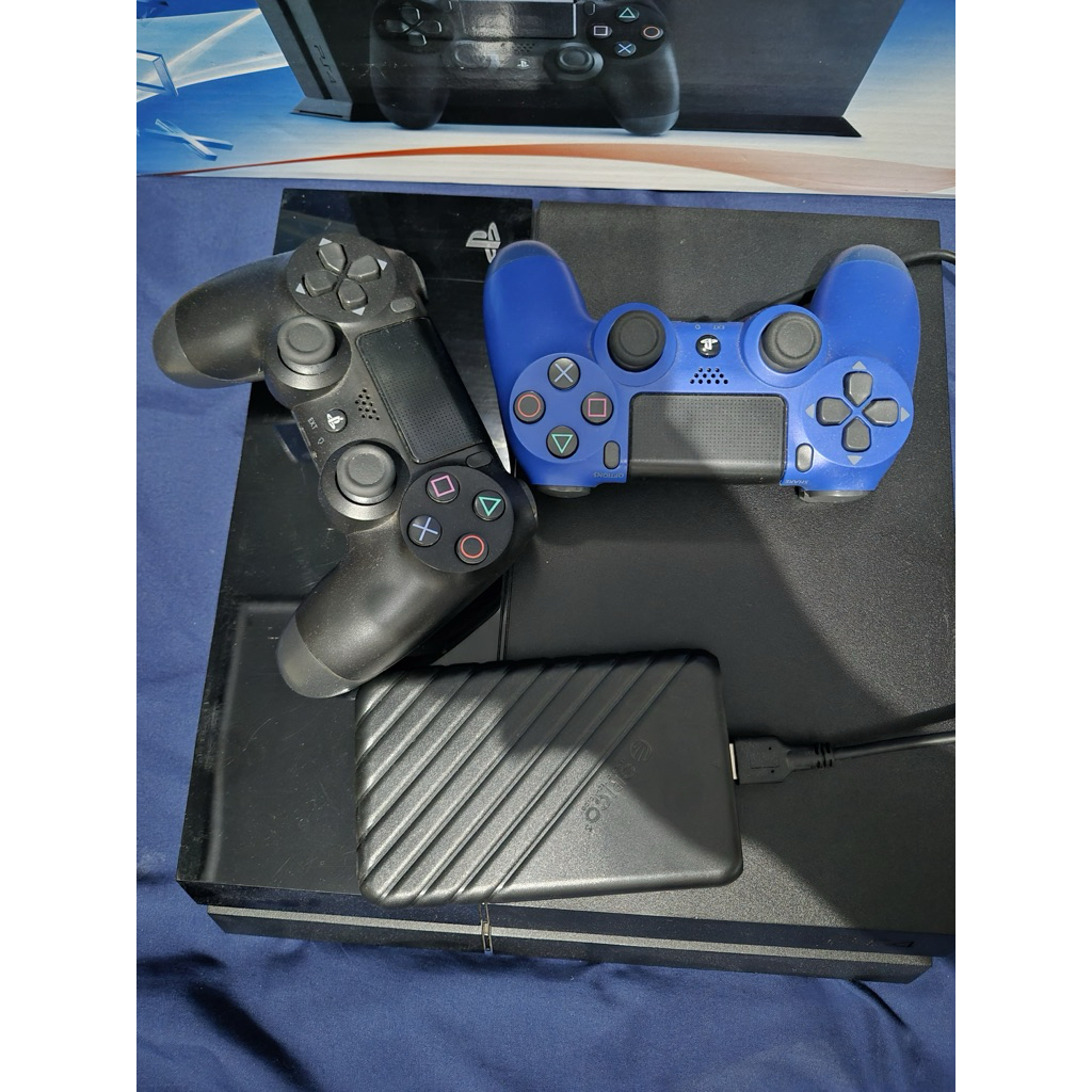 ps4 fat hen 1tb