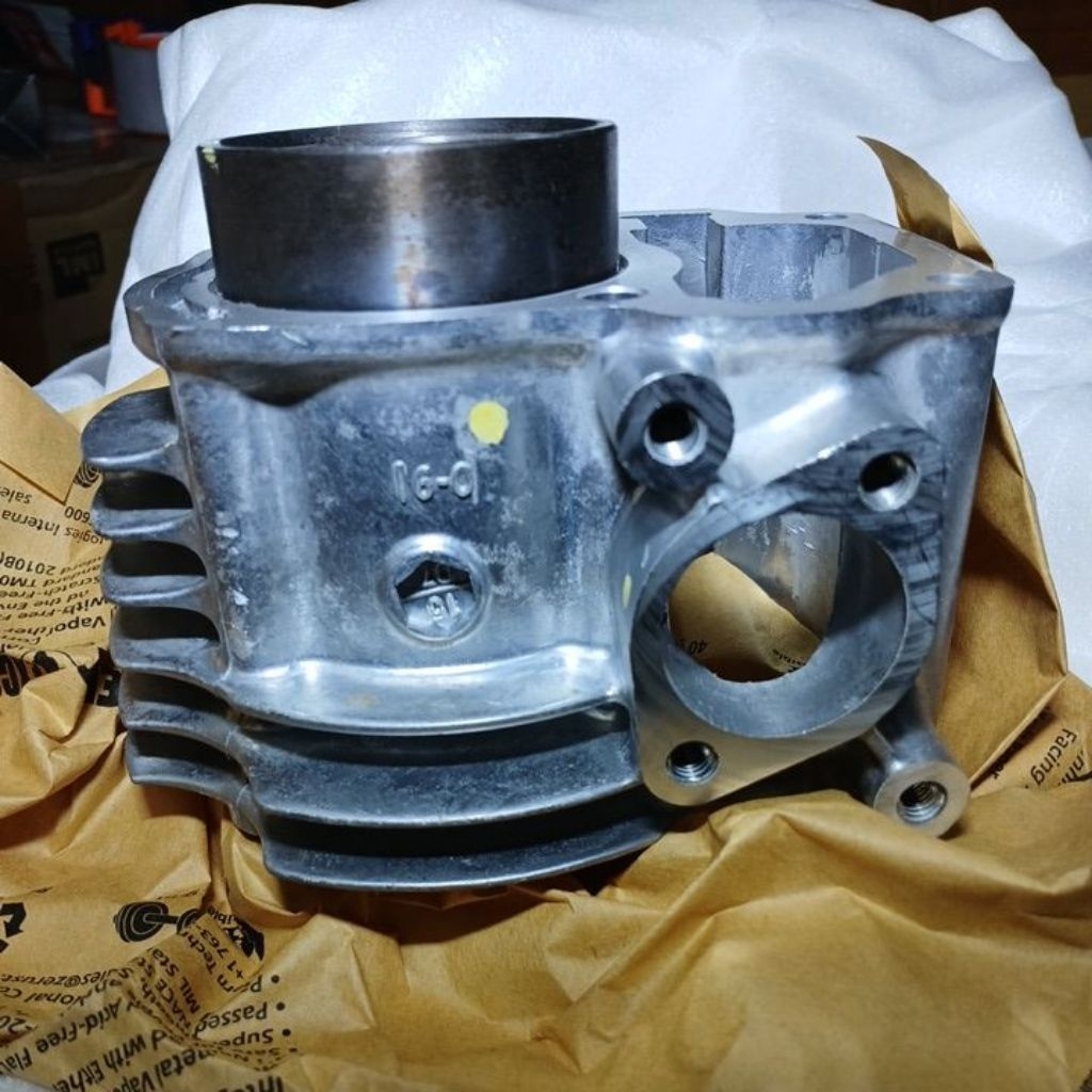 12100KVB900 cylinder comp boring blok seher honda vario 110 karbu vario 110 tecno original baru AHM 