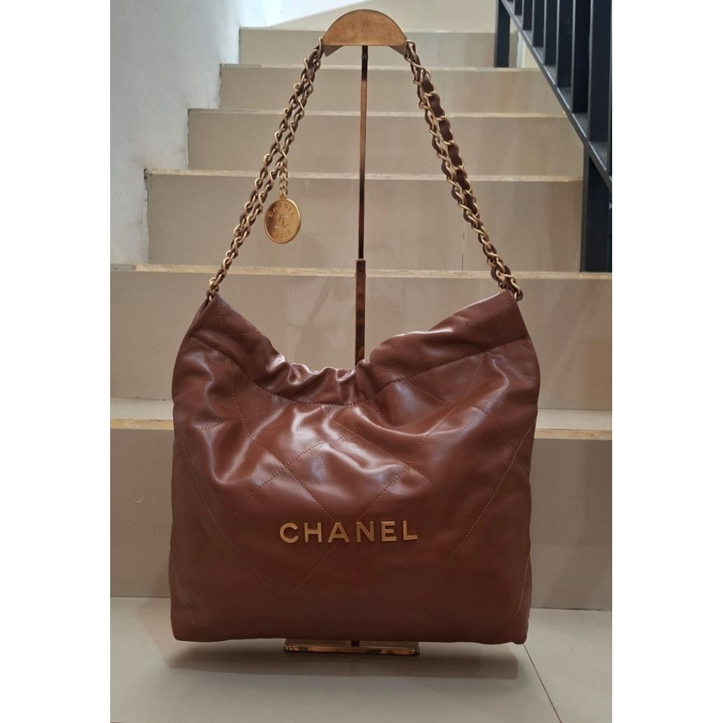 SALE chanel c22