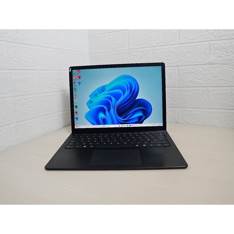 Microsoft Surface Laptop 4 | Intel Core i5-1145G7 | RAM 16GB | SSD 512 GB | 13.5" Touchscreen