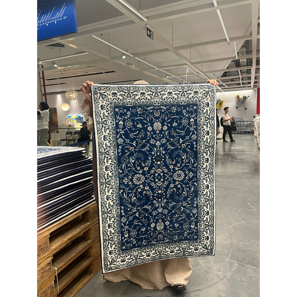 karpet ikea biru