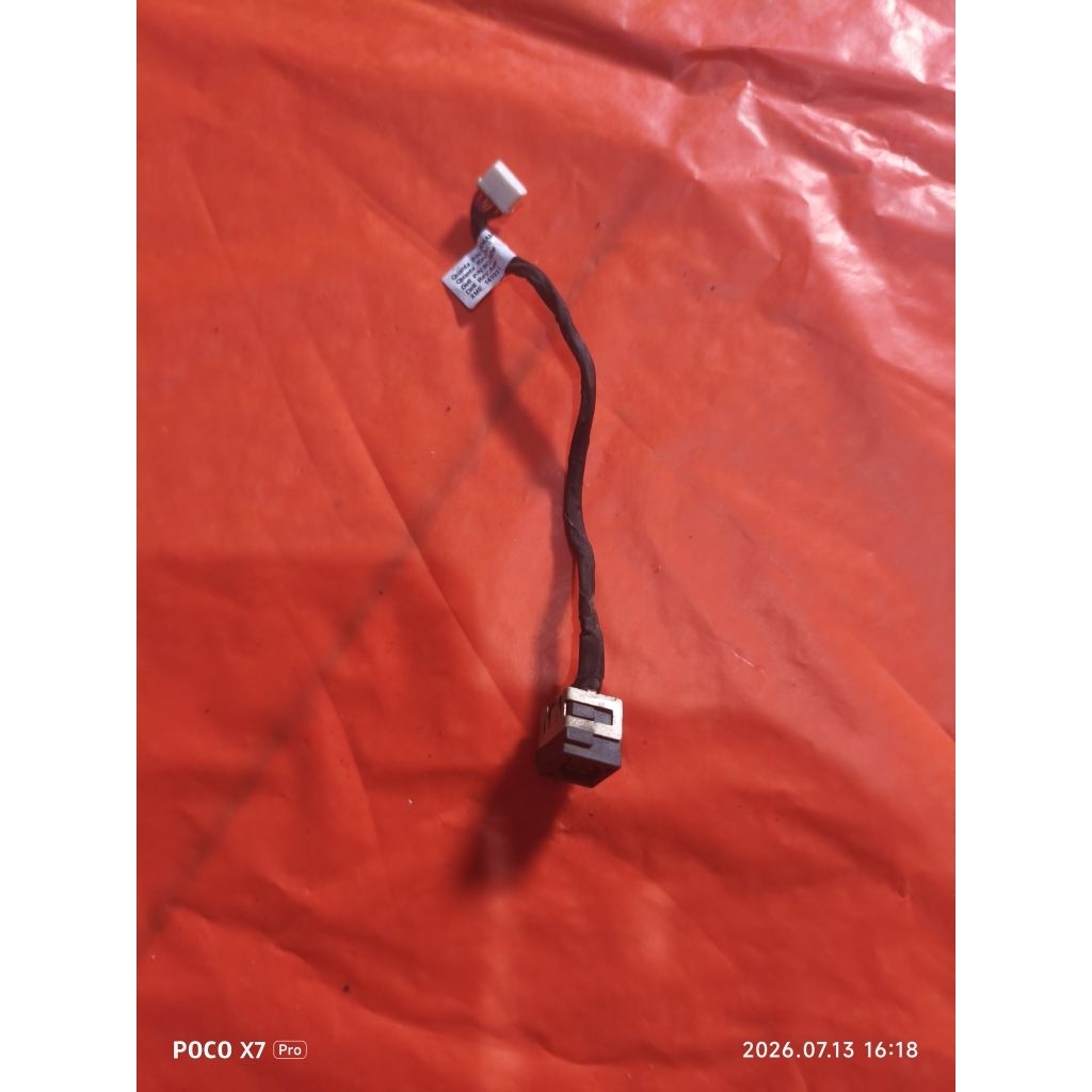 port charger laptop dell Inspiron 7447 ori