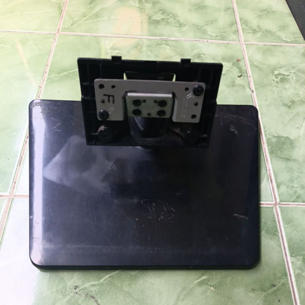 kaki tv lg 29mt45/47 - stand tv lg 29mt47/45 - breket tv lg 29mt45/45.