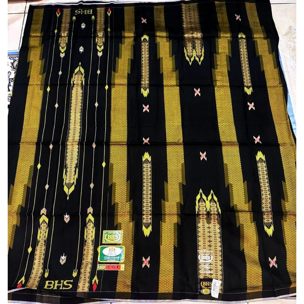 SARUNG BHS SGF GOLD SUTERA SPUNSILK 210 HITAM LIMITED