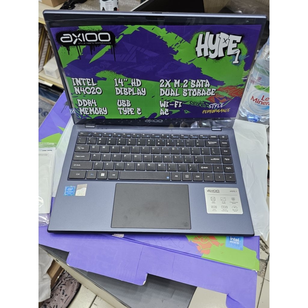 LAPTOP AXIOO HYPE 1 (Edisi tidak jadi pakai) Masih baru