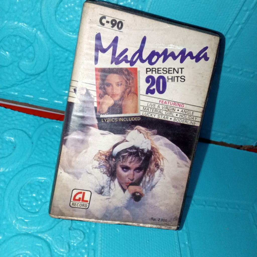 kaset MADONA 20 present hits