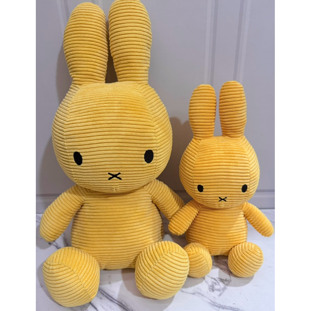 Boneka Plushie Miffy Corduray Yellow sz Super Jumbo & Large Bon ton Toys Mercis Bv