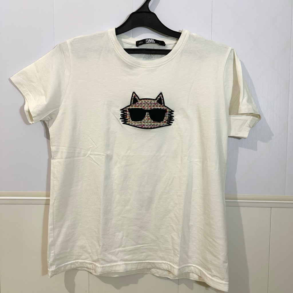 [100% Preloved Ori] Baju Kaos Karl Lagerfeld Size XL / Kaos Putih Karl Lagerfeld / Baju Putih / Atas