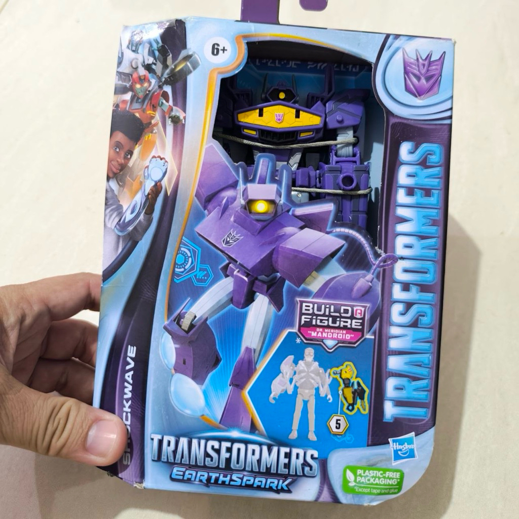 Transformers Earthspark Soundwave