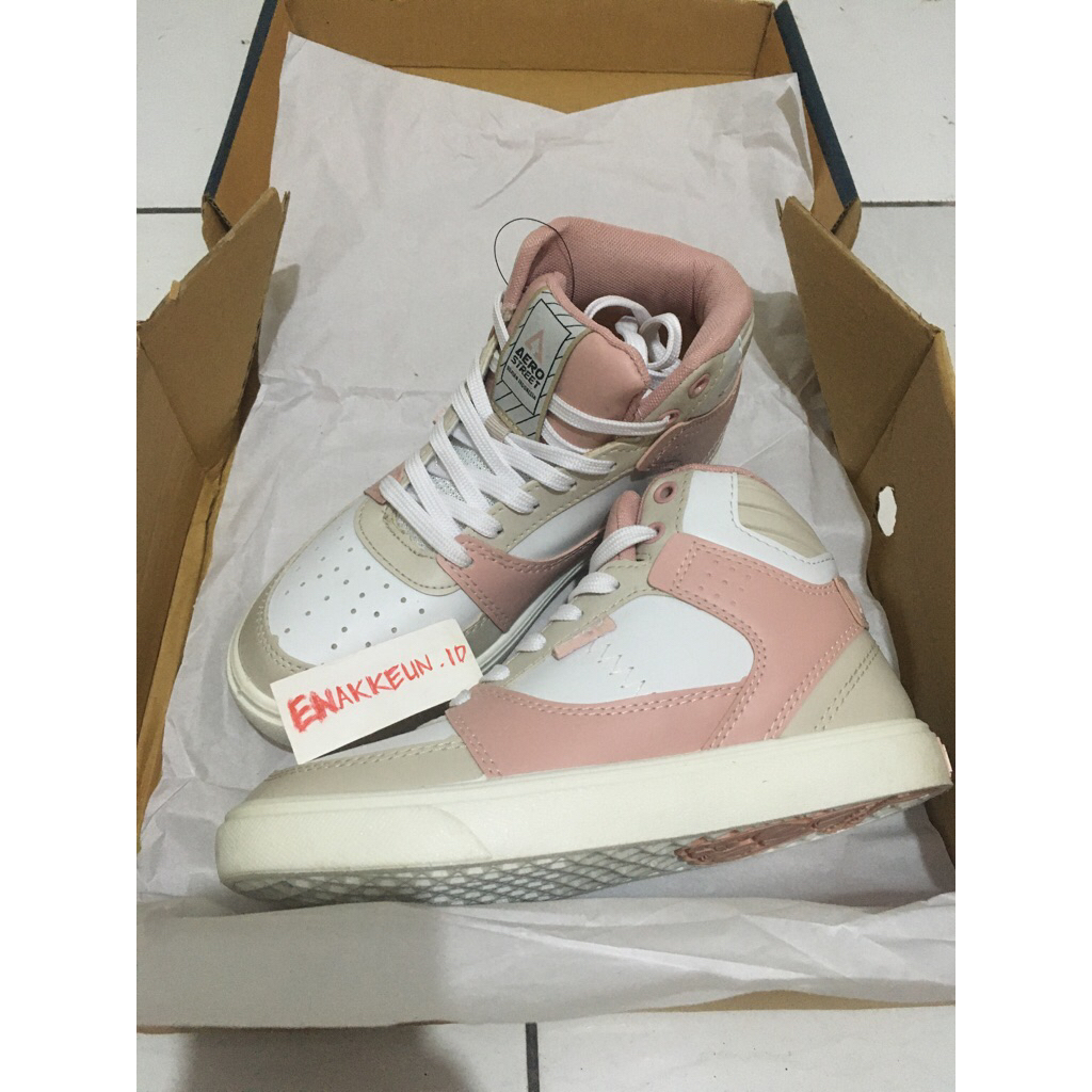 AEROSTREET HOOPS PINK CREAM