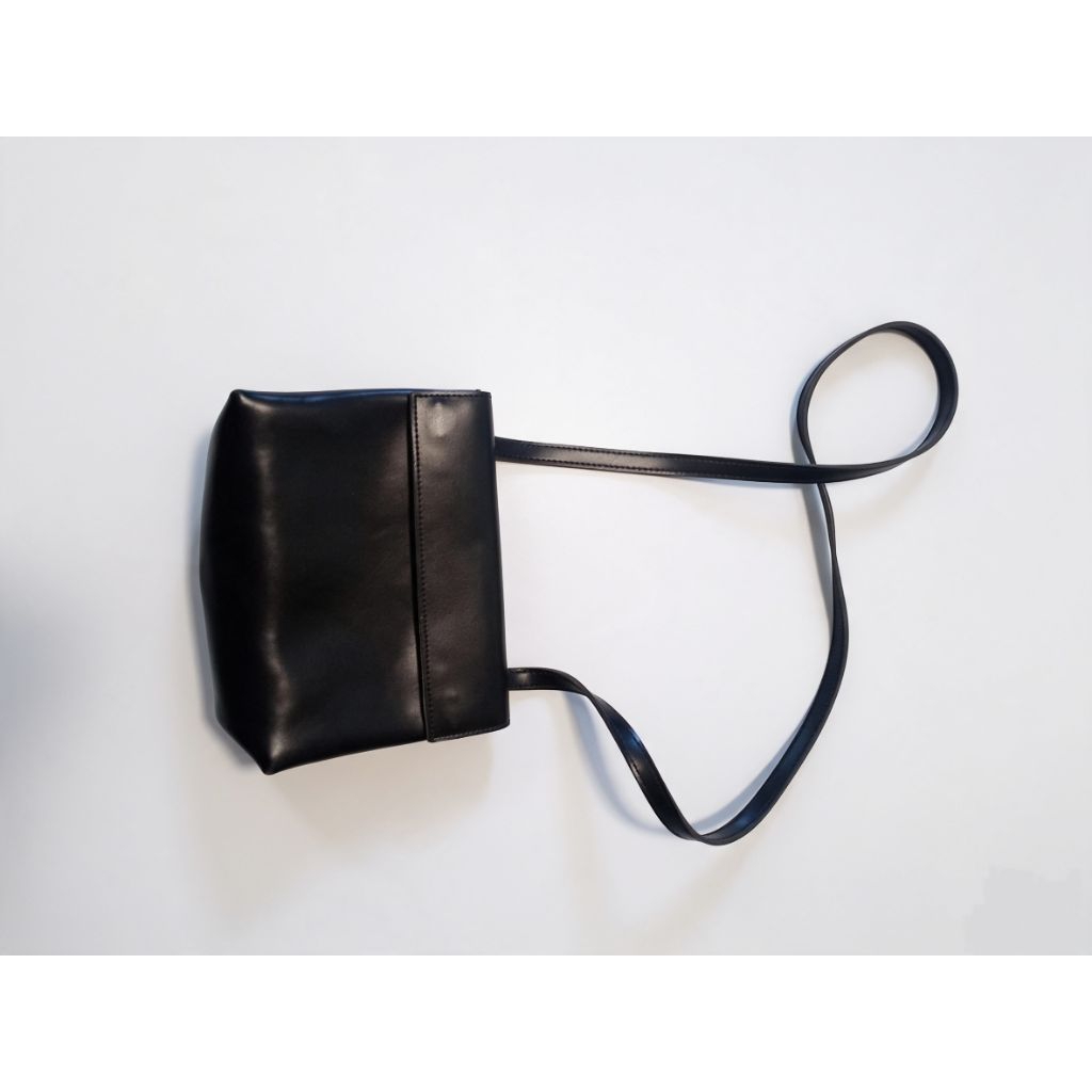 PL Tas selempang Miniso
