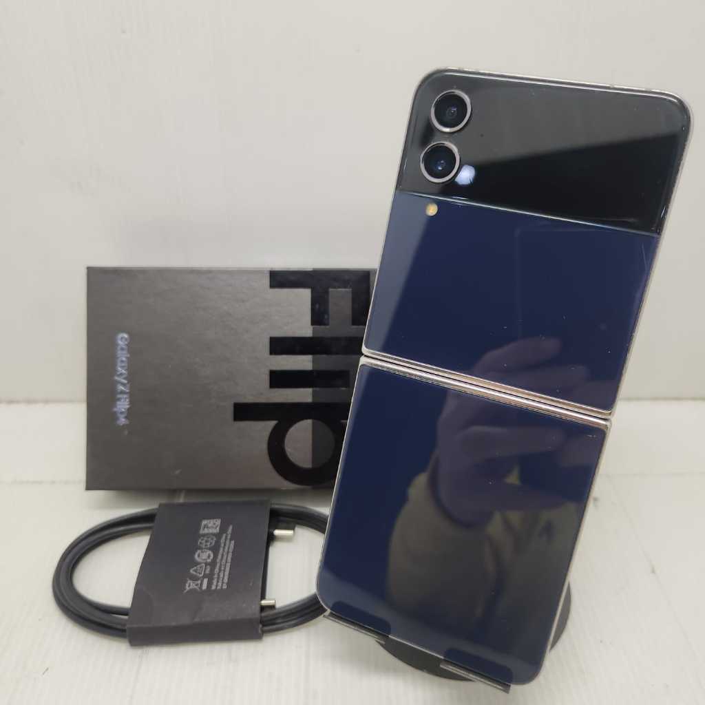 HOT SALE SAMSUNG GALAXY Z FLIP 4 5G 8/256 BESPOKE EDITION LENGKAP SEIN MULUS SIAP PAKAI