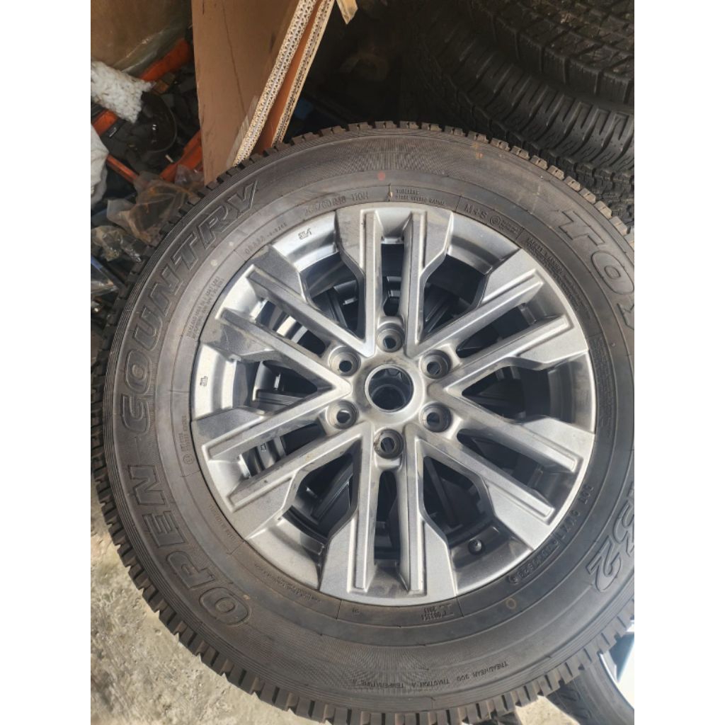 Velg Mitsubishi All New Pajero Sport Ring 18 + Ban BridgeStone Produksi 2023