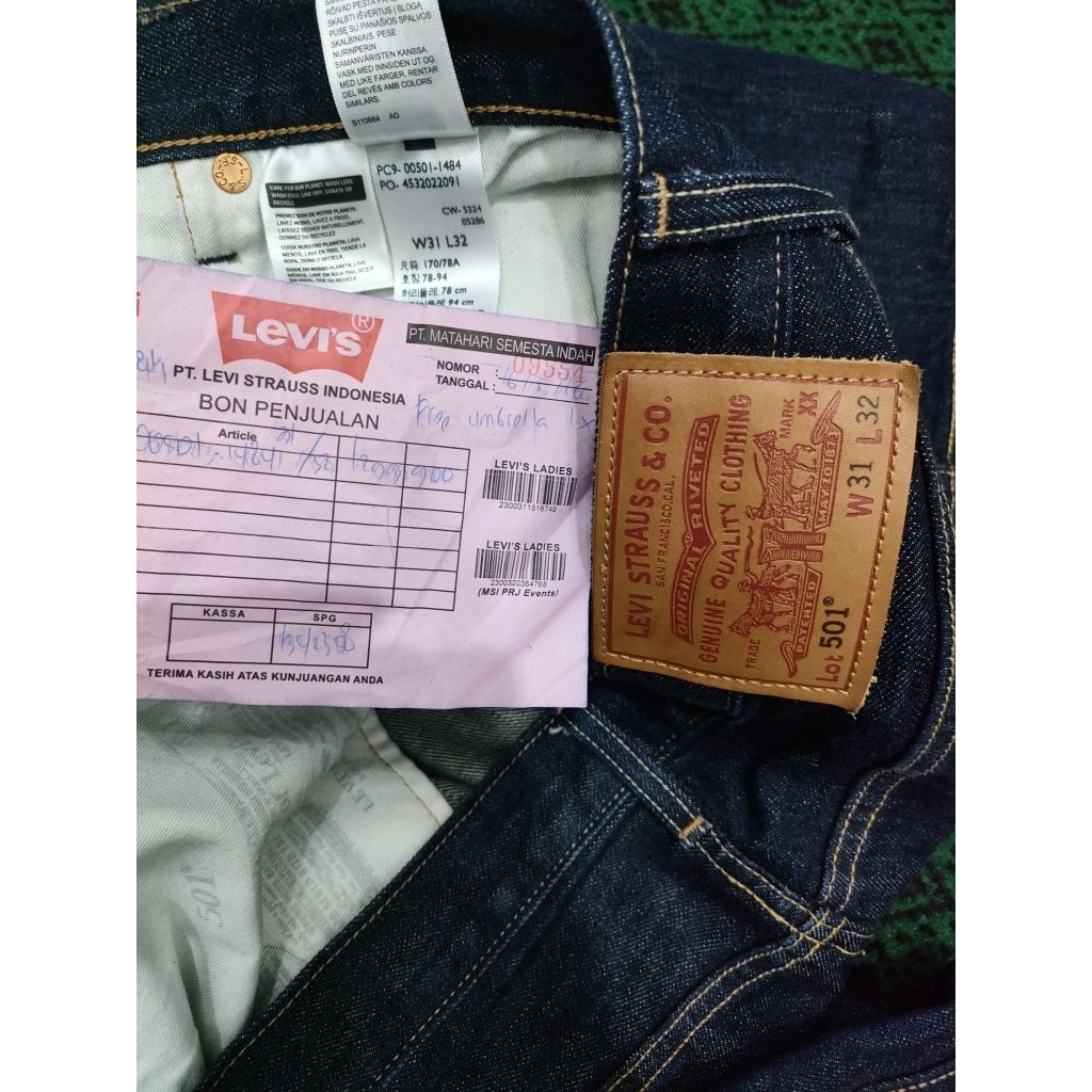 Levi's Men's 501 Crispy Rinse ( 00501-1484 )